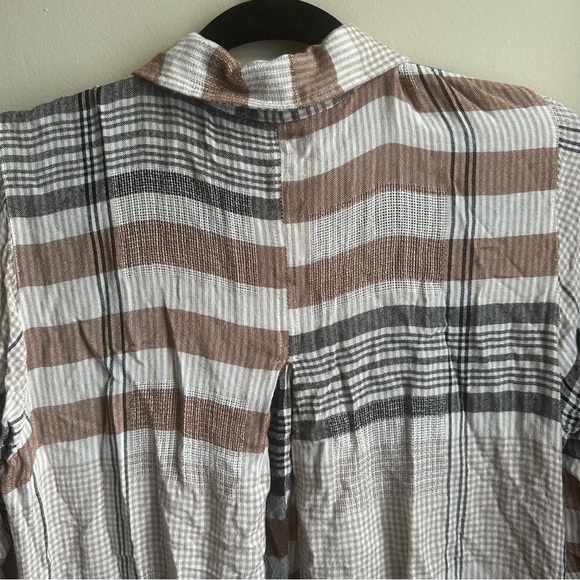 Soft Surroundings Plaid Collared Button-Up Shirt Size Medium - Picture 5 of 14
